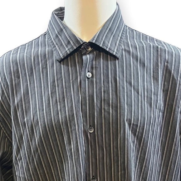 CALVIN Klein black/charcoal gray striped button up shirt
Size XXL - Picture 2 of 8